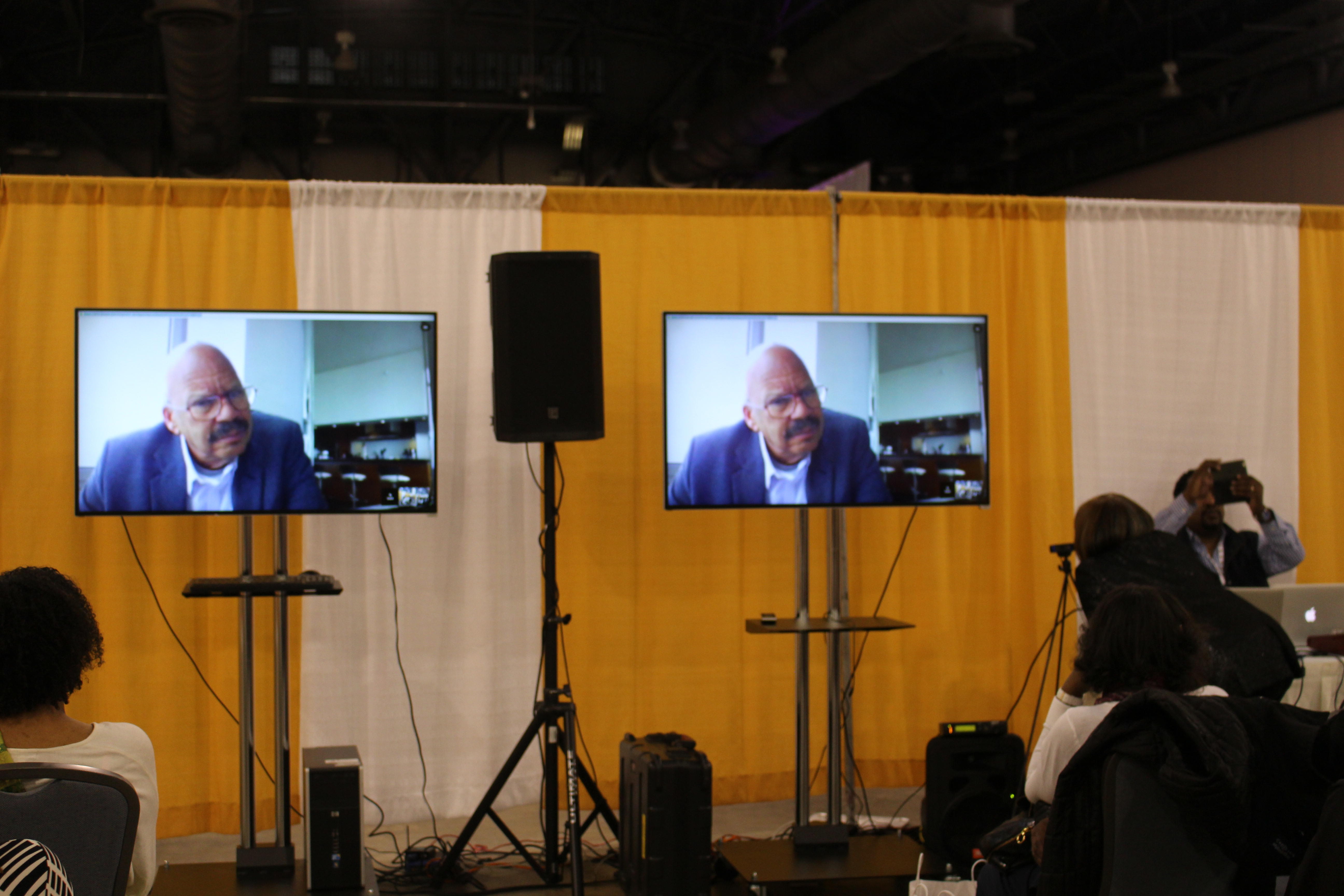 Digital Suite Hangout